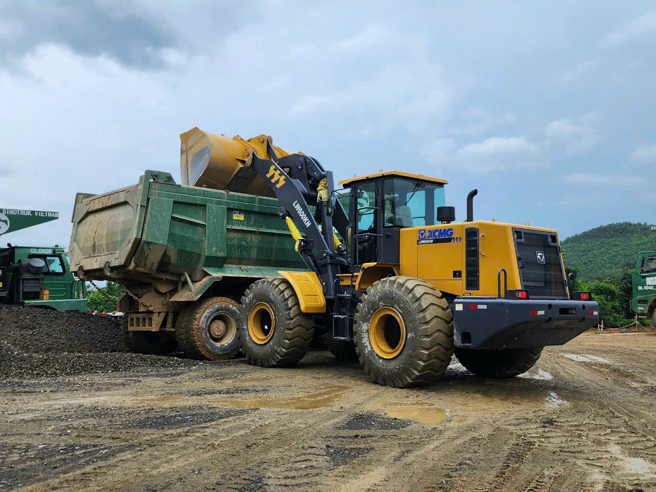 Máy Xúc Lật XCMG LW600KN sức nâng 6 tấn