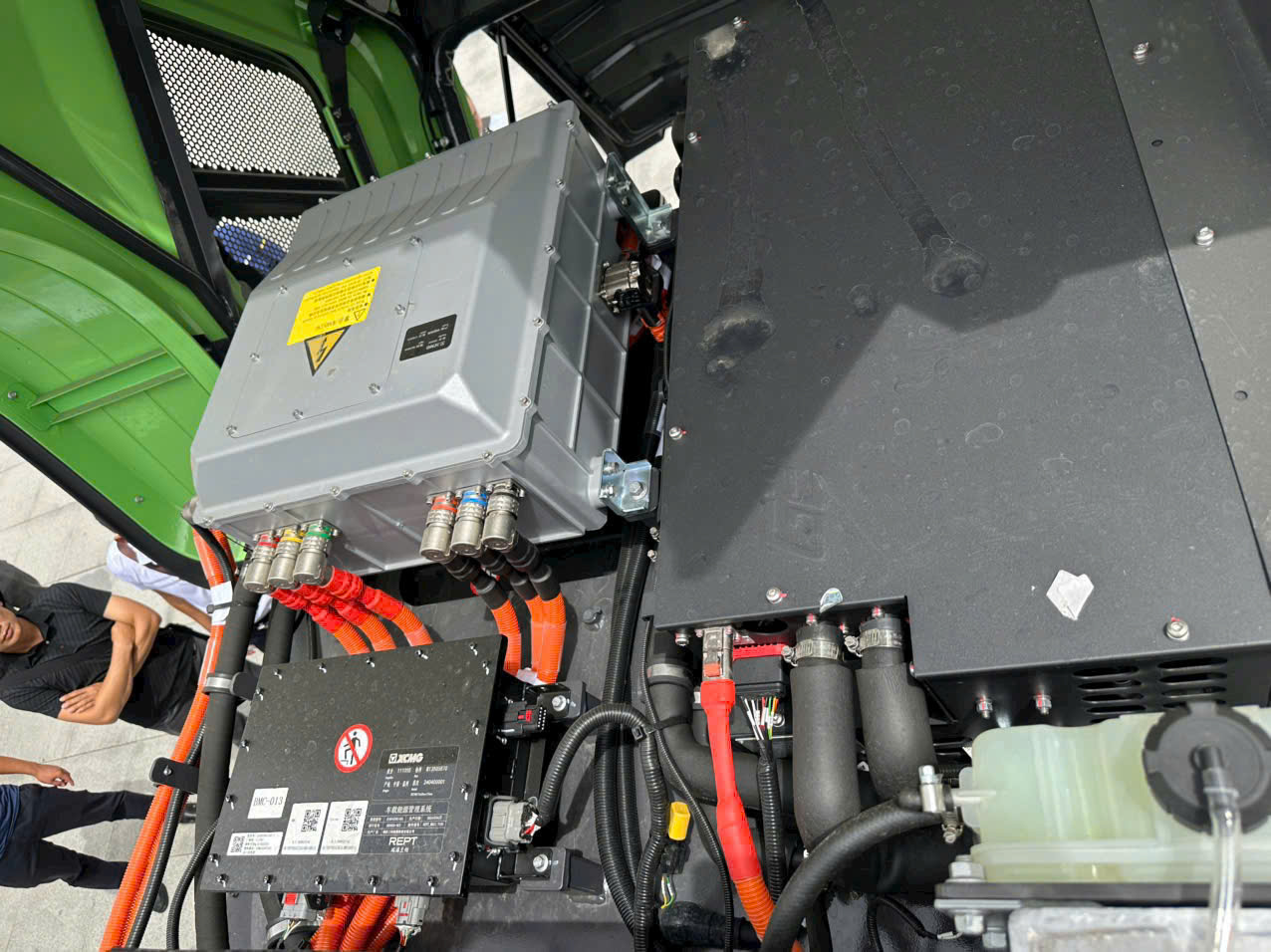 Xúc Lật Điện XC968-EV