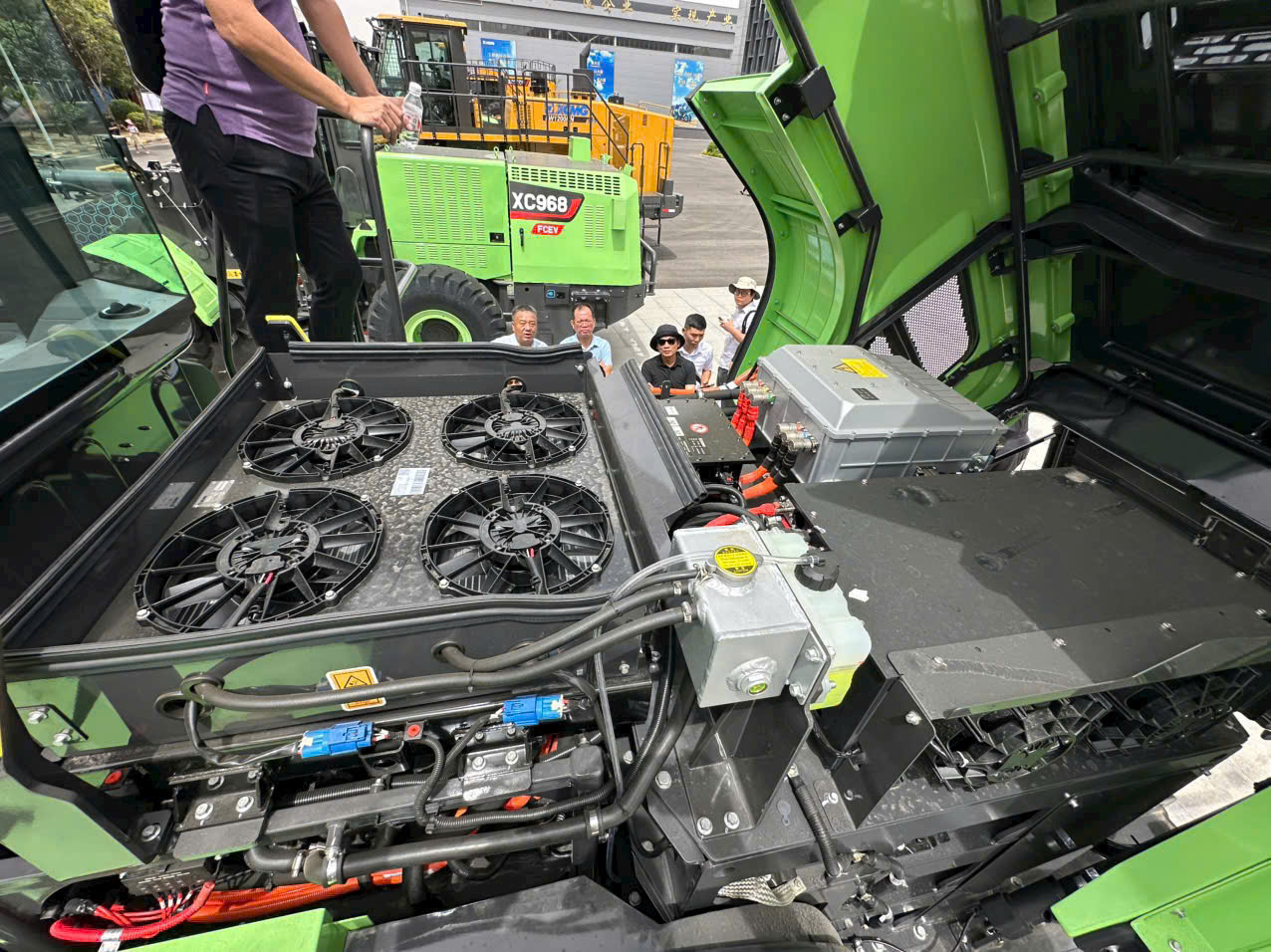 Xúc Lật Điện XC968-EV