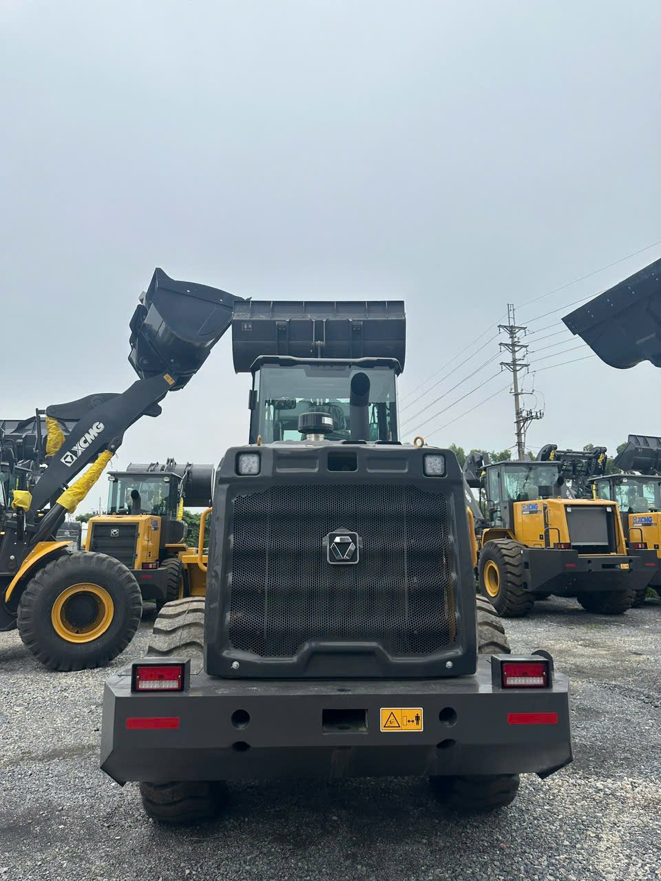 XC935 – gầu 1.8 khối