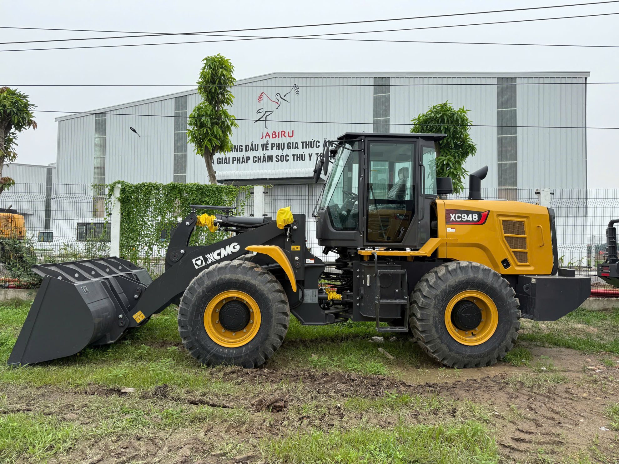 Máy Xúc Lật XC948 – Gầu 2,4 – 2,7 Khối